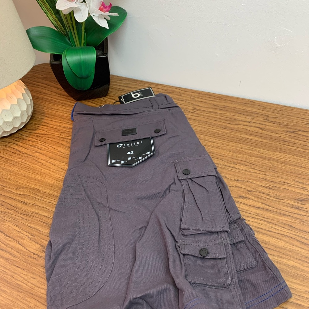 Shorts - Picture 3 of 4
